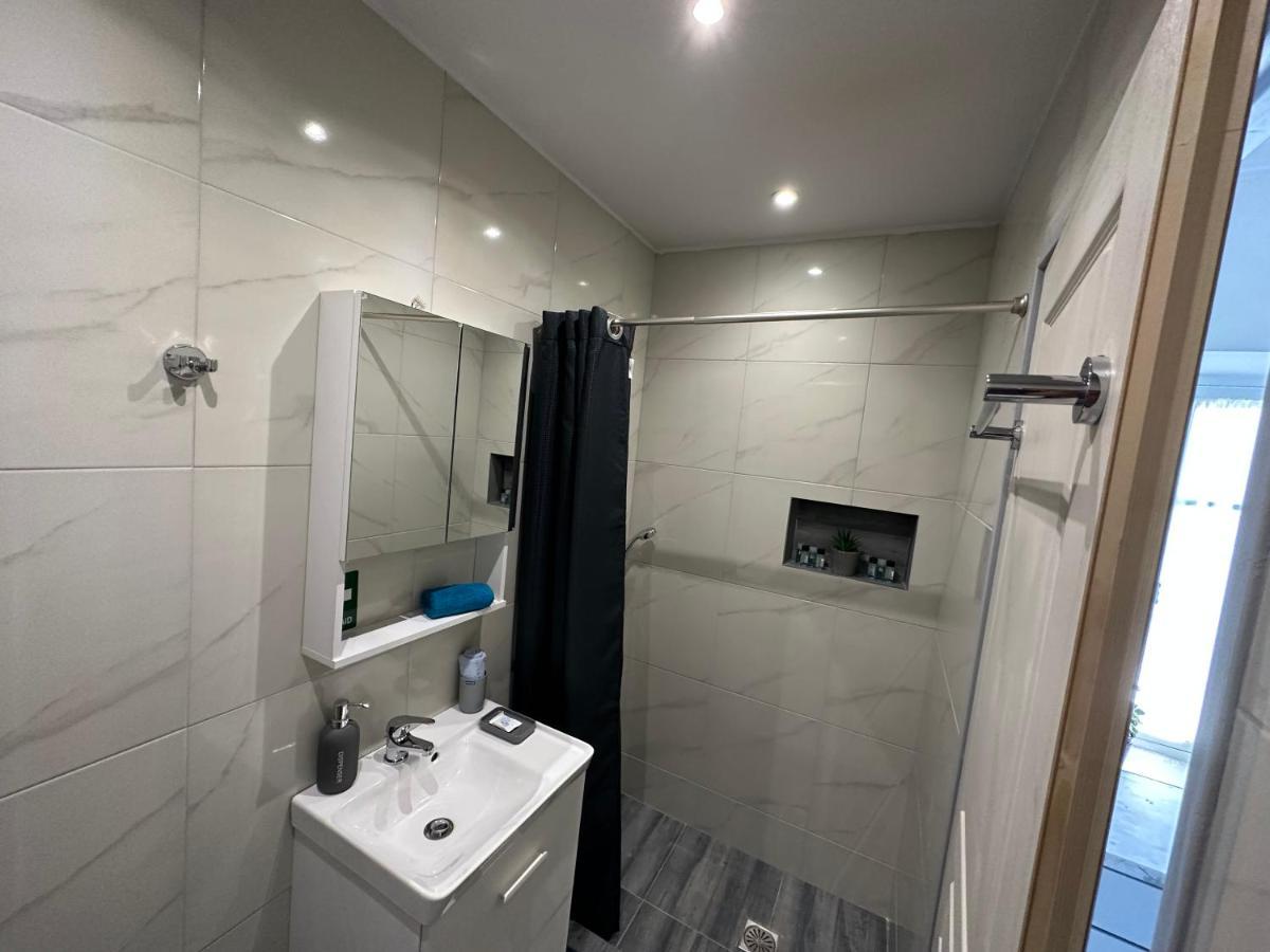 Brinia Cosy Apartment Порос Экстерьер фото